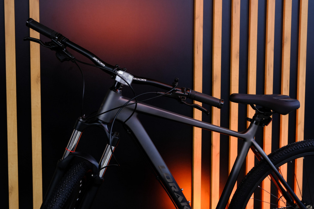 LORAK Sel 9450 Матовый Чёрный рама 21 (на рост 183-190)